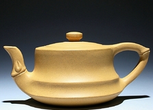 Глиняный чайник ручной работы (Желтая исинская глина)